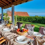 Villa Pia By Interhome