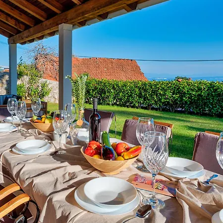 Villa Pia By Interhome