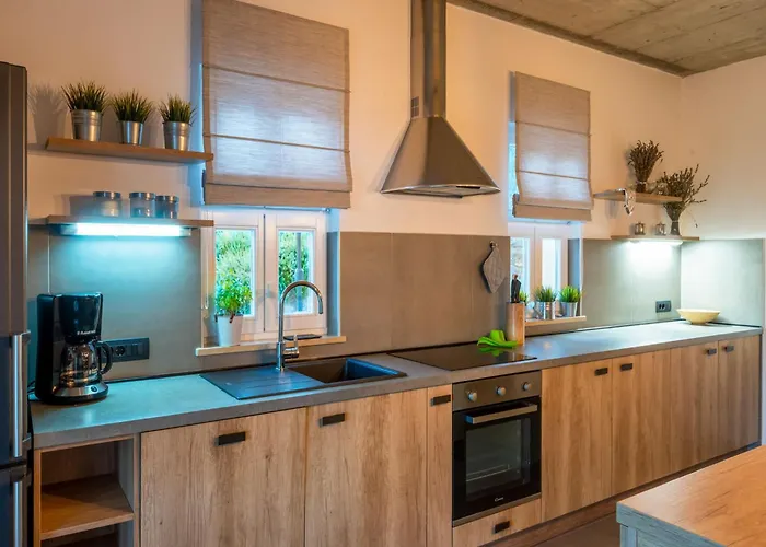 Villa Pia By Interhome Abbázia