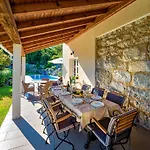 Pia By Interhome *