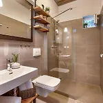Villa Pia By Interhome Abbázia