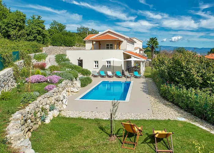 Pia By Interhome * Opatija